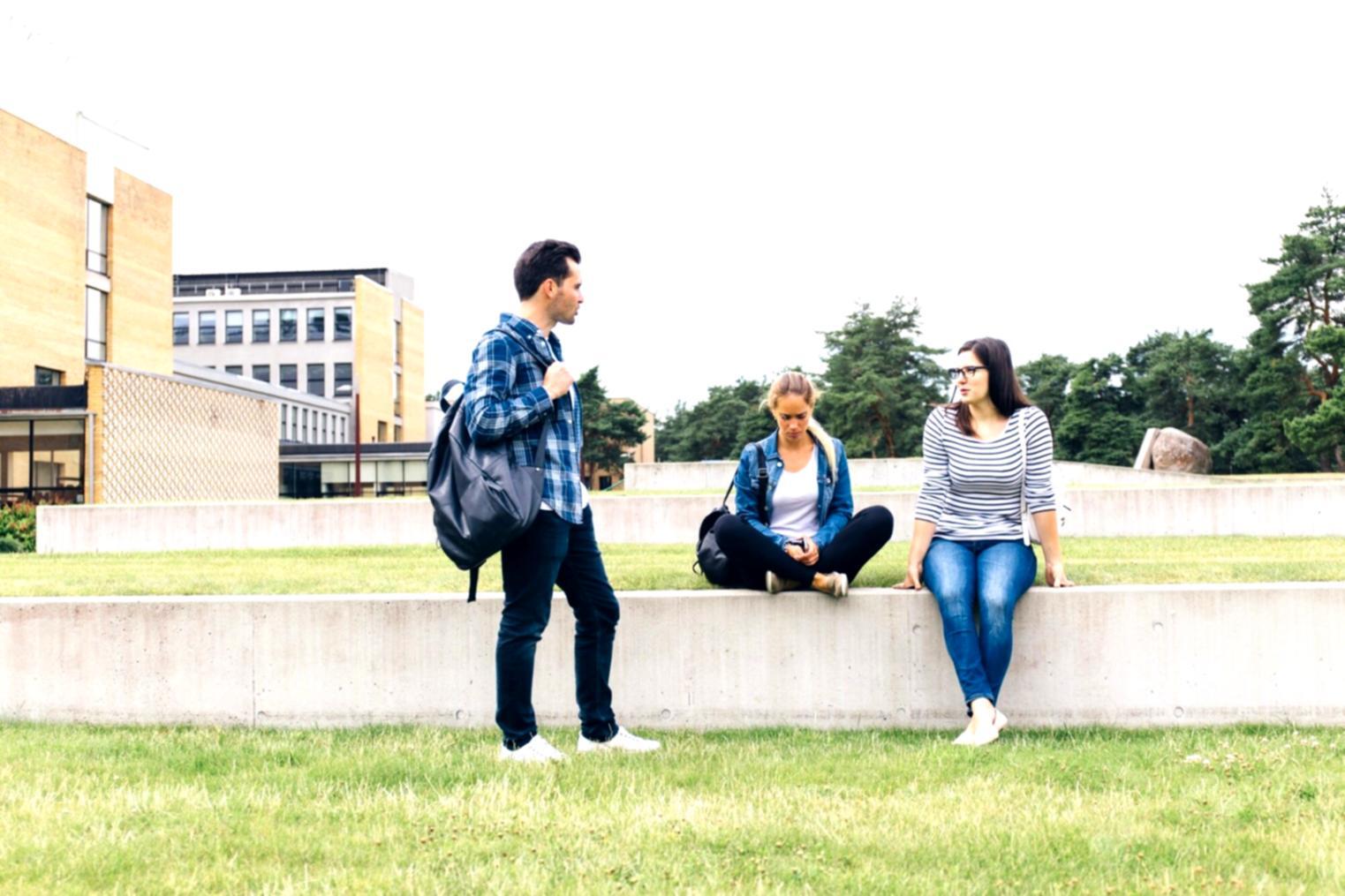 Офисное пространство и рабочая атмосфера Wruftino Fyslamos